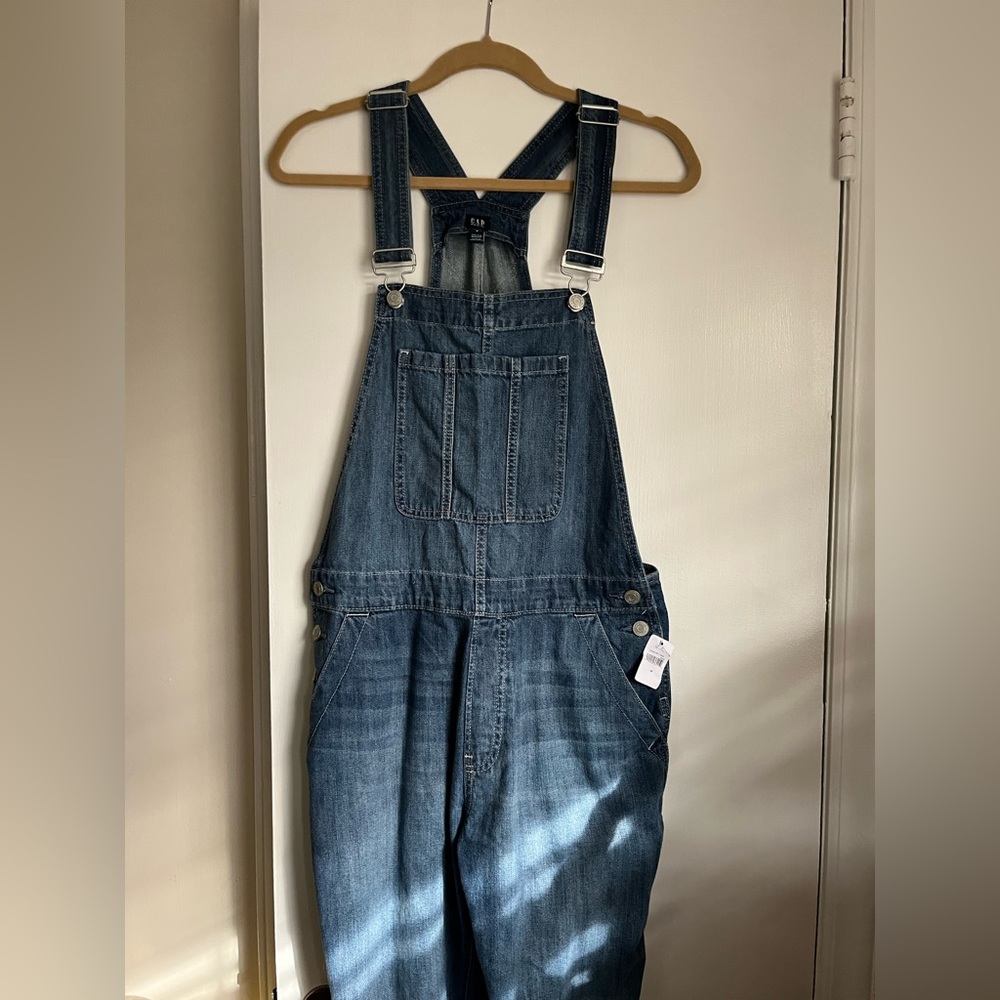NWT Gap Overalls - Medium